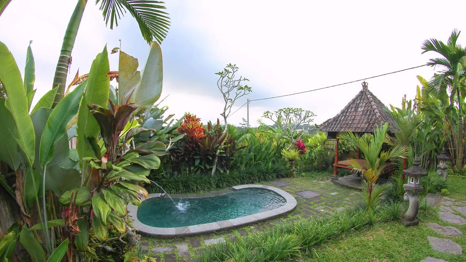 Villa Belvilla Moksha Ceking Rice Terracenearubud Jungle Swing Indonesia