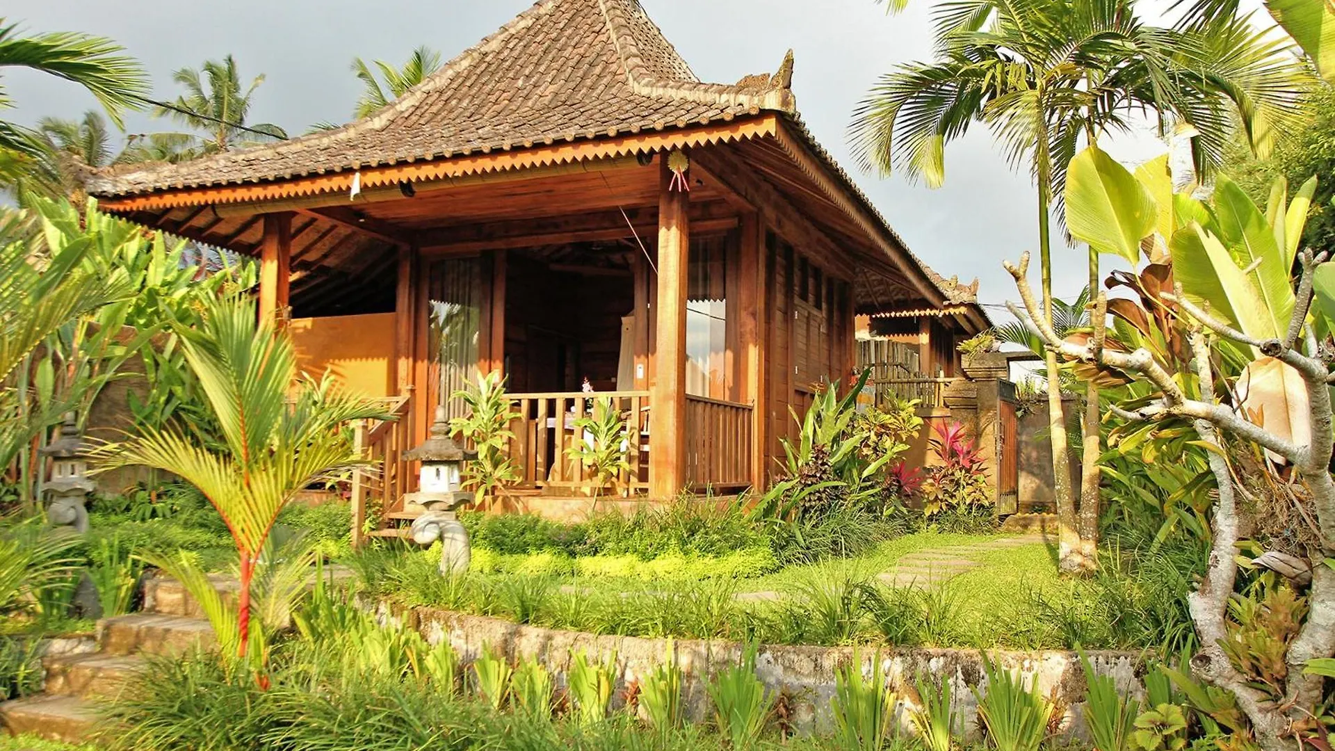 Belvilla Moksha Ceking Rice Terracenearubud Jungle Swing